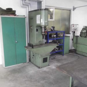 Einständerpresse Hydraulisch